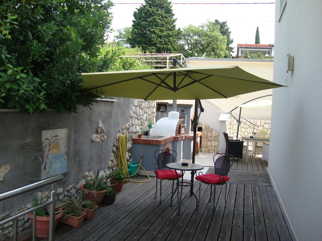 Apartments Ilona Novi Vinodolski Exterior photo
